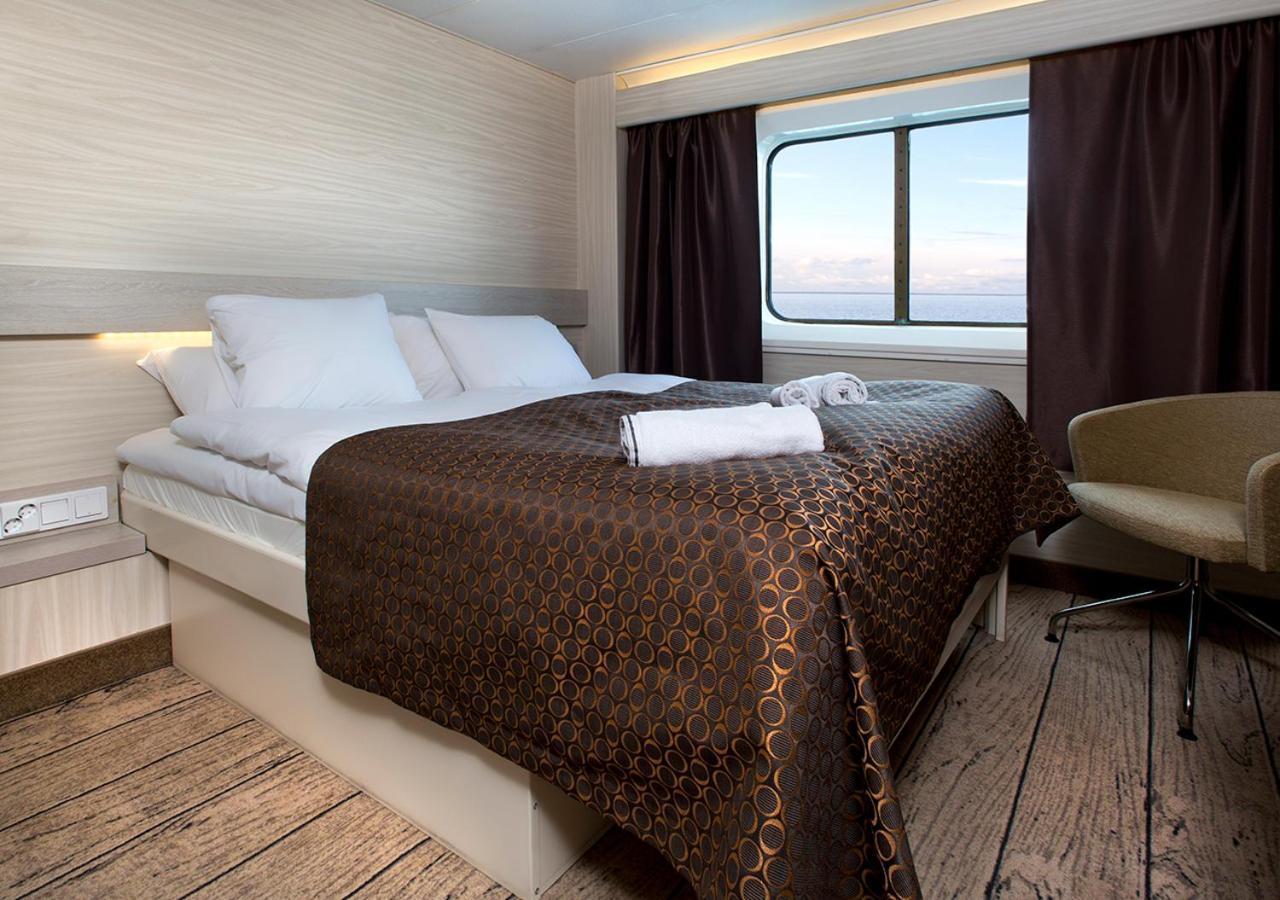 Viking Line Ferry Gabriella - 2-Night Cruise Stockholm-Helsinki-Stockholm Hotel Cameră foto